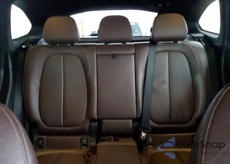 2017 BMW X1 xDrive28I z USA, uszkodzony, nr VIN WBXHT3Z31H4A54622